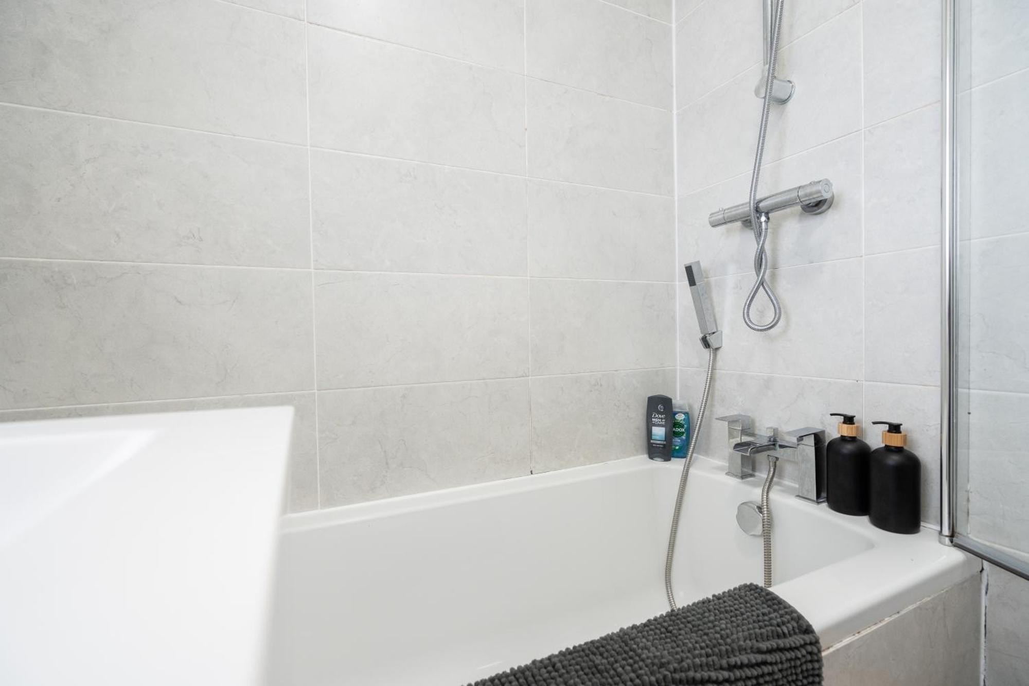 Сasa de vacaciones Hilltop House In - Free Parking *